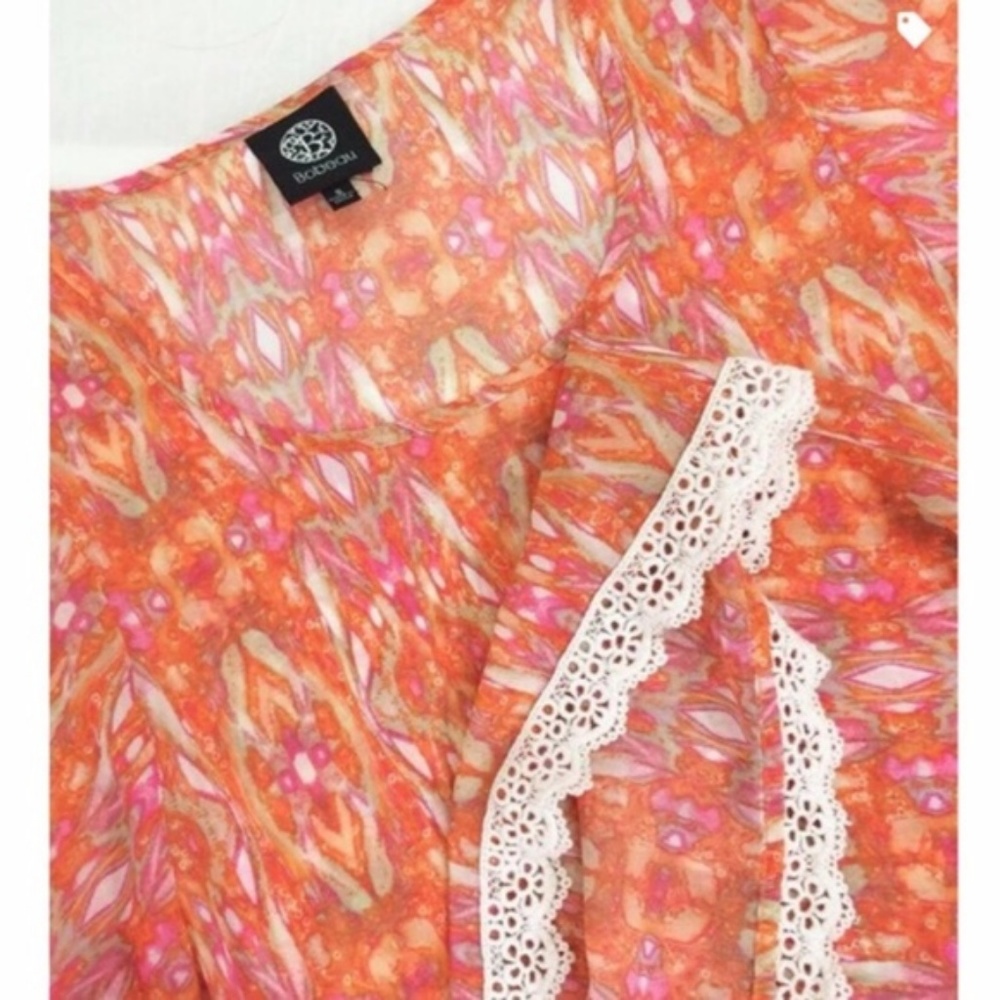 Beautiful Crochet Trim Top - Picture 2 of 3